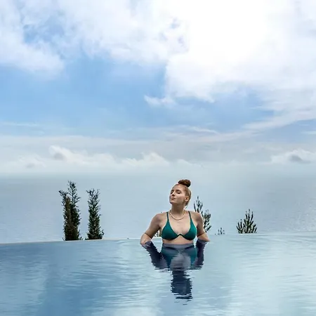 Отель Serenity Boutique 3*