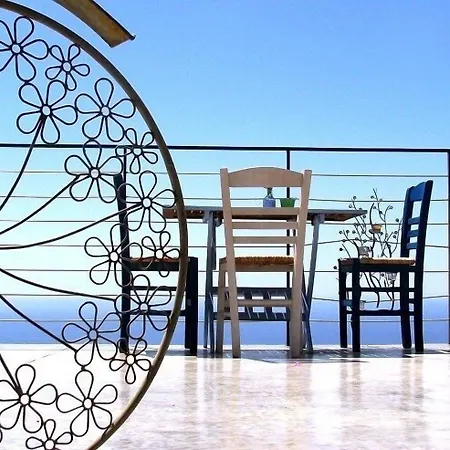 Отель Serenity Boutique 3*